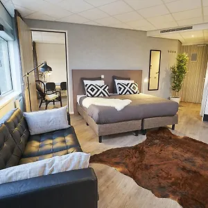 Amrath Schiphol Aparthotel Badhoevedorp